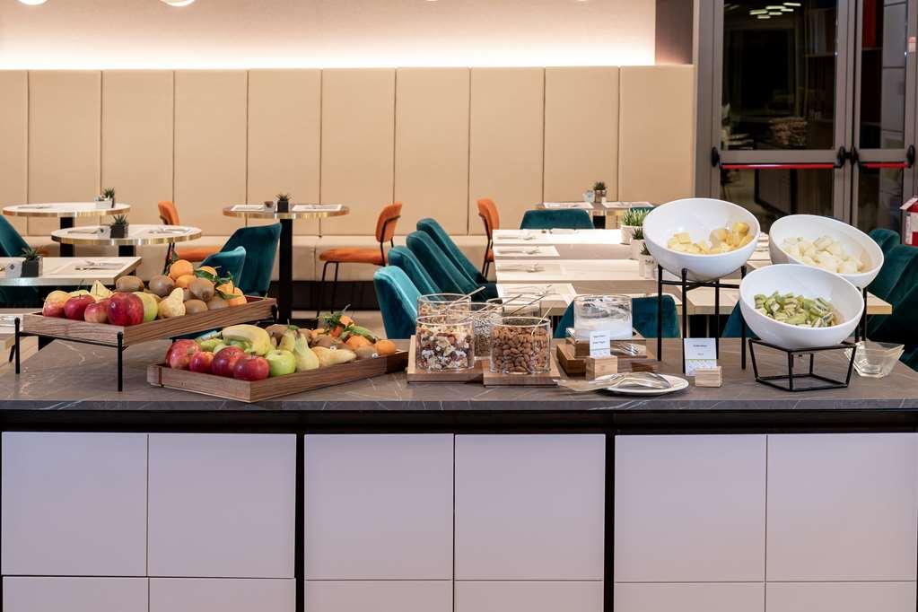 ホテル Doubletree By Hilton Milan Malpensa ソルビアーテ・オローナ 設備 写真